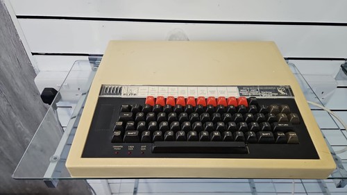 Microcomputer bbc acorn si - microcomputer,