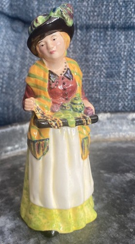 Royal doulton miniature - royal, ‘miniature