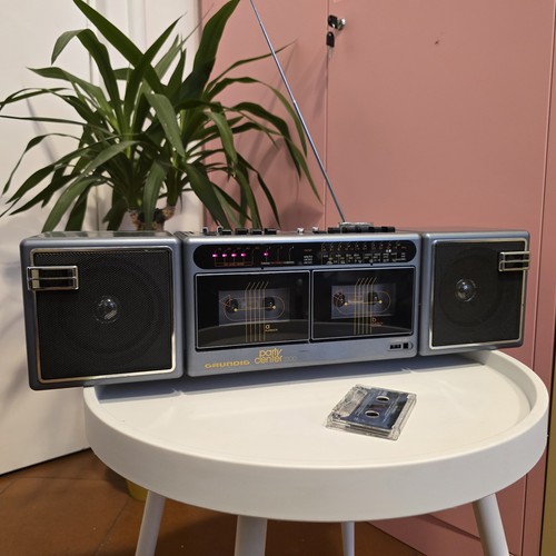 1985 grundig party center - 1985,