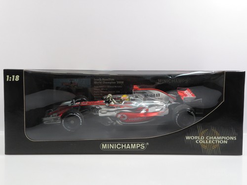 Minichamps 530081832 - 1:18,