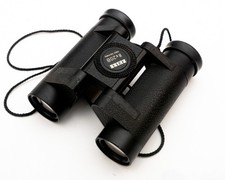 Bel binocolo tascabile