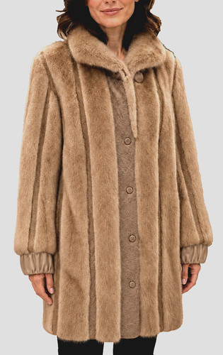 Pelliccia cappotto pelliccia