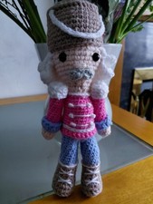 Schiaccianoci carino fatto a