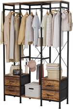 Stand Appendiabiti, Cabina