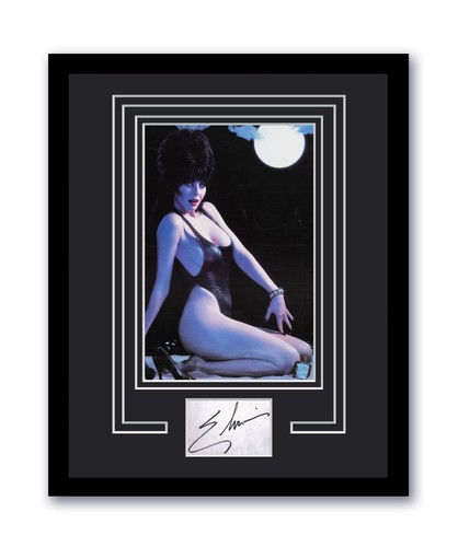 Elvira foto autografata