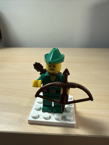 Lego robin hood minifigure - 'robin,