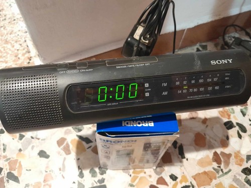 Sony radiosveglia icf - sony,