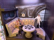 JazzInc Millenium Falcon 1/6