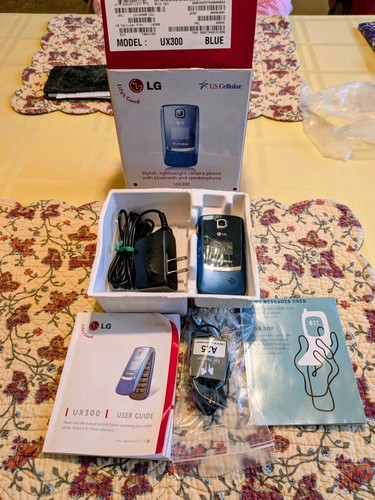 Cellulare 300 blu - lg,