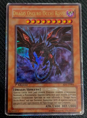 Drago oscuro occhi rossi - oscuro,
