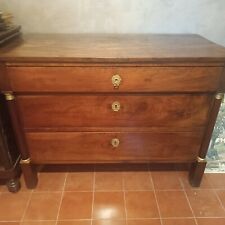 Comò Impero in noce mezza colonna con bronzetti