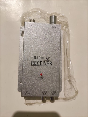 Radio receiver - radio, av