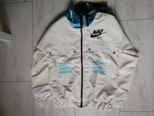 Nike x Pokemon giacca a vento