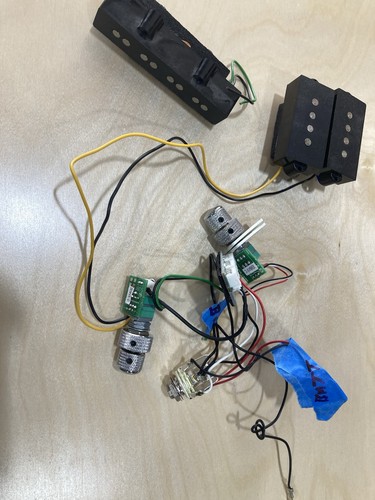 Elettronica pickup per basso - e,