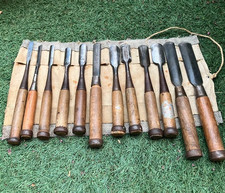 NOMI Set di scalpelli per