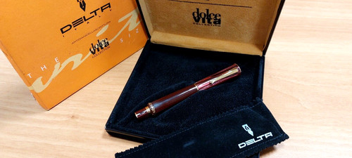 462 delta papillon ruby red - papillon,