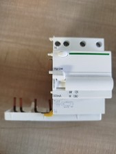 A9N19500 Blocco differenziale Vigi C40 3P+N 40A 300mA [s] Tipo A SI