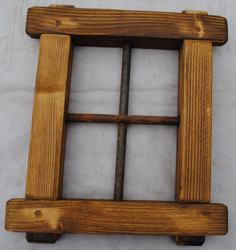 Finestra legno con grata in - con,