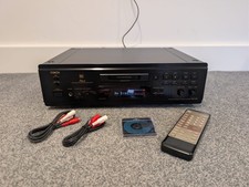 Denon DMD-1000 Lettore