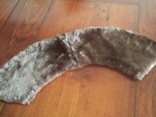 VECCHIO COLLO DI PELLICCIA DI