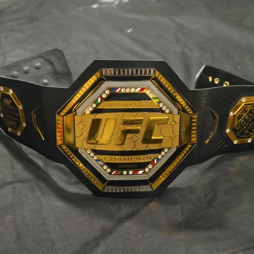 Nuovissima cintura titolo ufc - titolo,