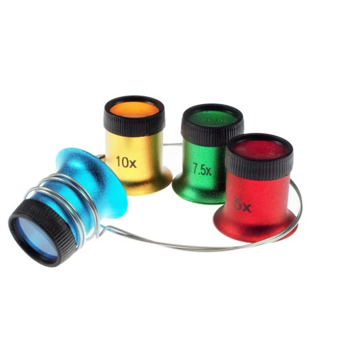 Quattro comode lenti - , di