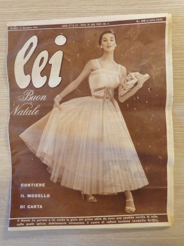 Lei settimanale moda 52 - lei,