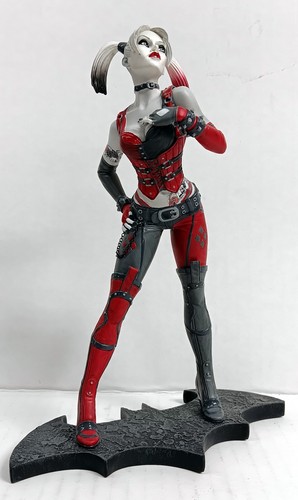 Statua harley quinn batman - statua,