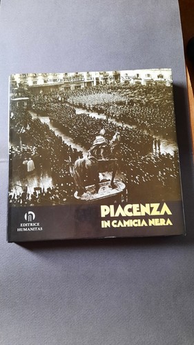 Piacenza camicia nera - in,
