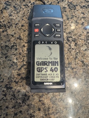 Garmin gps handheld unit - 40,