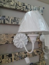 APPLIQUE CON BASE FIORE IN
