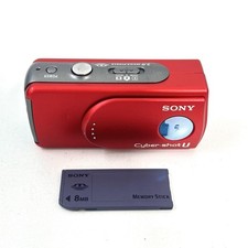 Sony Cyber-shot DSC-U30 fotocamera digitale rossa testata con scheda di memoria inclusa