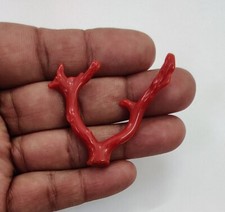 Pietra preziosa ramo rosso