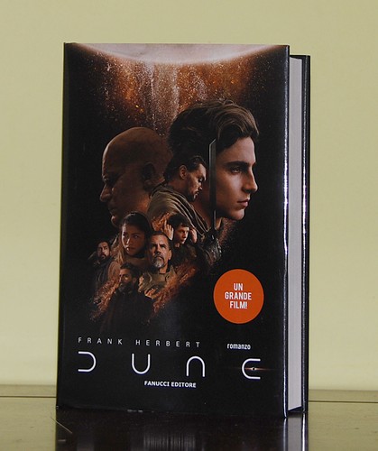 Dune frank herbert - •,