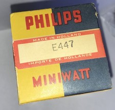 E447 PHILIPS MINIWATT - NOS - Pentodo - Nuovo da scatola sigillata