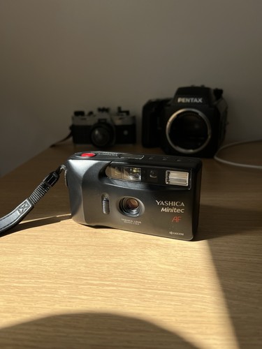 Obiettivo zeiss yashica - zeiss,