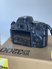 nikon d3200 con obbiettivo