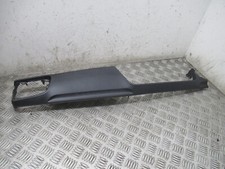 Assetto cruscotto portellone