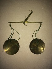 OREFICERIA-NUMISMATICA-FARMACEUTICA-ANTICA BILANCIA IN OTTONE-CON ASTUCCIO LEGNO