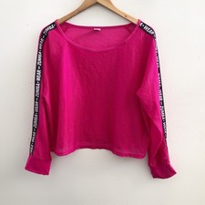 Top a rete rosa manica lunga