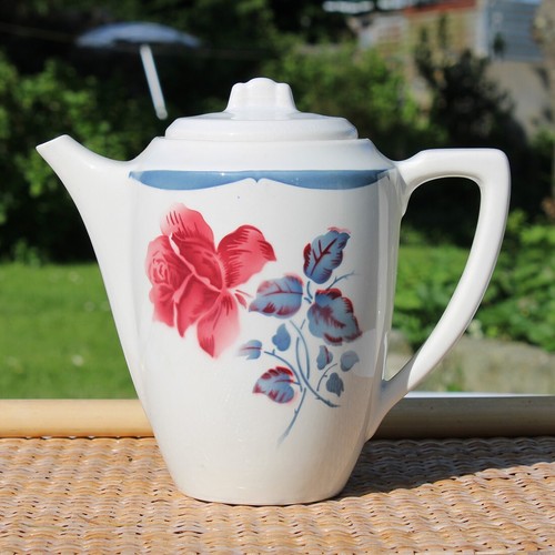 Ancienne verseuse cafetière - /,