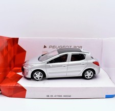 Modellino auto scala 1:43