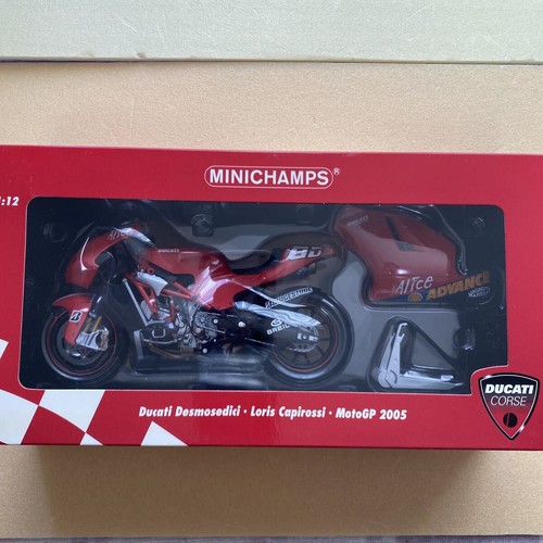 Magazzino trova mini champs - mini,