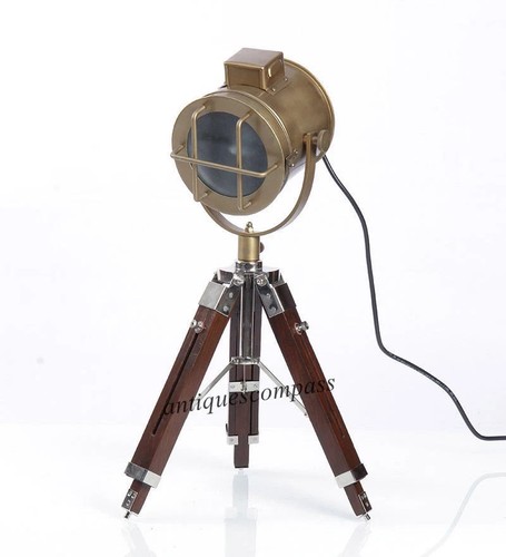 Lampada treppiede legno - lampada,
