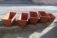 5 Fioriere da esterno rettangolari, varie misure.