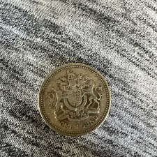 Rara moneta da una sterlina