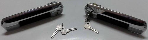 Coppia maniglie porte