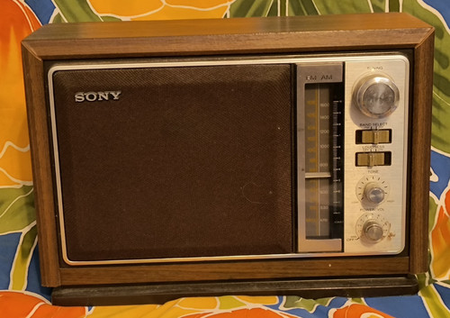 Vintage sony model - model, no