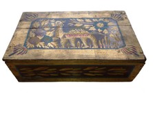 Antica scatola in legno armena