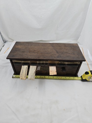 Antico dispenser etichette